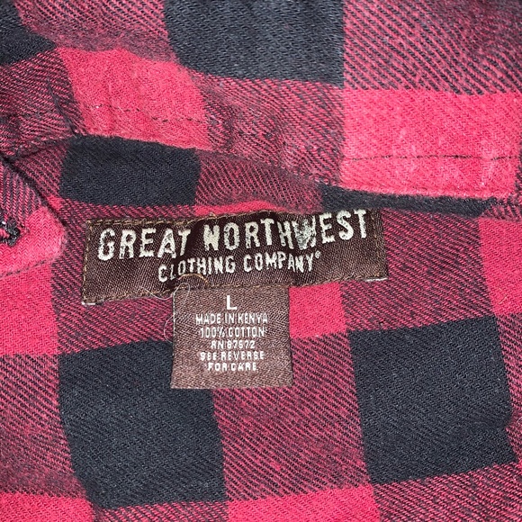 Red and black flannel - Picture 3 of 3